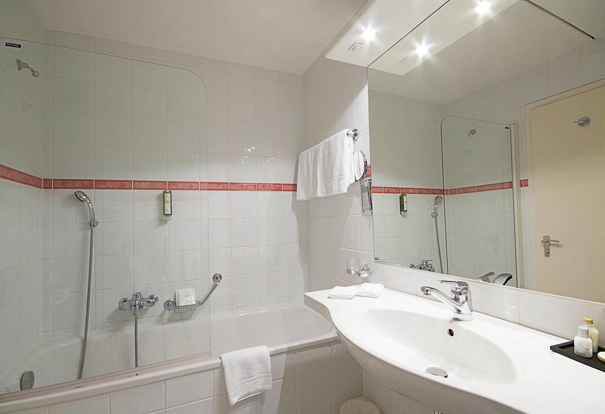 Hotel Etrier Κρανς Μοντάνα Εξωτερικό φωτογραφία